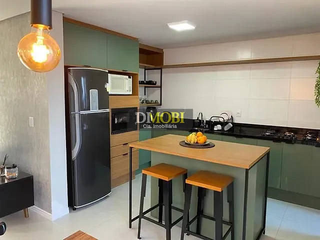 Sobrado com 130m² 3 quartos e 1 banheiro, à venda, no bairro Jansen em Gravataí