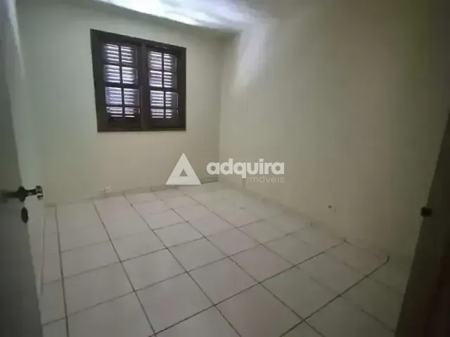 Sobrado 4 quartos e 3 banheiros, para alugar, no bairro Estrela em Ponta Grossa