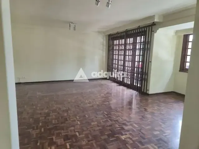 Sobrado 4 quartos e 3 banheiros, para alugar, no bairro Estrela em Ponta Grossa