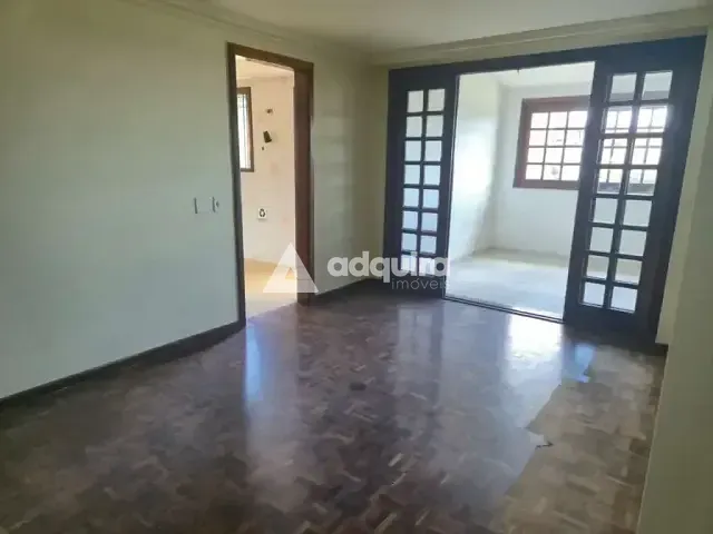Sobrado 4 quartos e 3 banheiros, para alugar, no bairro Estrela em Ponta Grossa