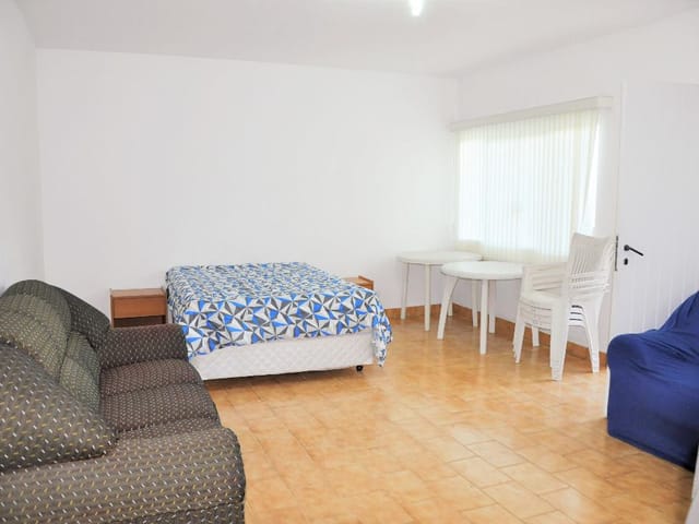 Sobrado com 1600m² 6 quartos e 8 banheiros, à venda, no bairro Vila de São Fernando em Cotia