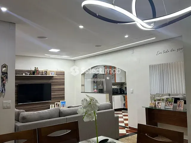 Sobrado com 325m² 3 quartos e 2 banheiros, à venda, no bairro Jardim Itapark em Mauá