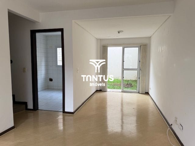 Sobrado com 152m² 3 quartos e 3 banheiros, à venda, no bairro Boqueirão em Curitiba