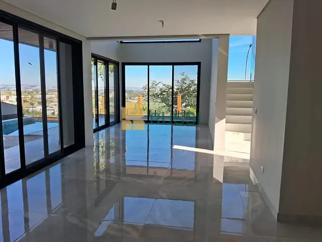 Sobrado com 530m² 4 quartos e 4 banheiros, à venda, no bairro Condomínio Residencial Alphaville I em São José dos Campos