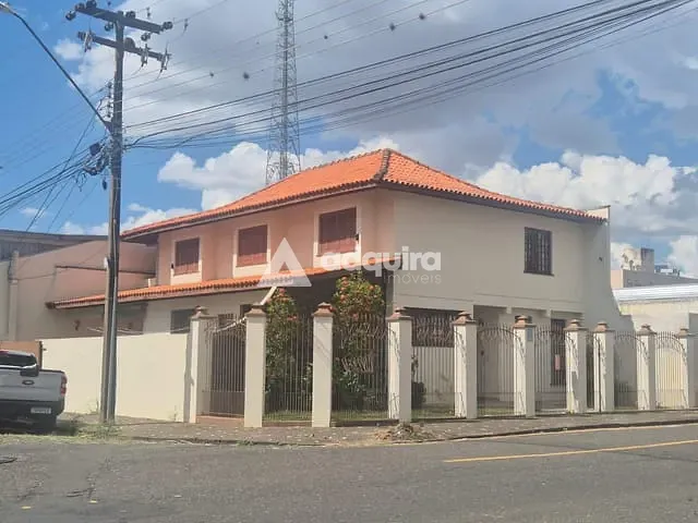 Sobrado com 238m² 5 quartos e 4 banheiros, à venda, no bairro Centro em Ponta Grossa