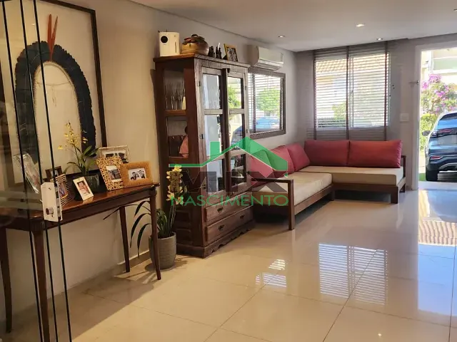 Sobrado com 110m² 3 quartos e 2 banheiros, à venda, no bairro Taboão em São Bernardo do Campo