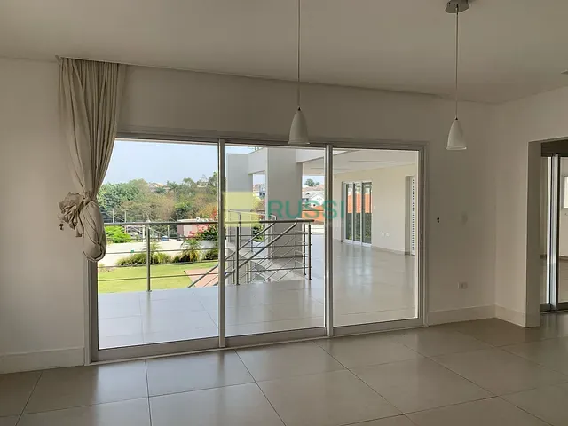 Sobrado 4 quartos e 6 banheiros, à venda, no bairro Urbanova em São José dos Campos