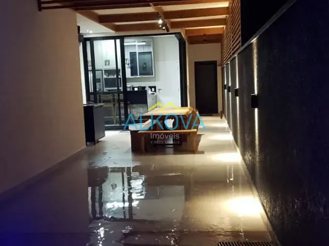 Sobrado com 183m² 3 quartos e 2 banheiros, à venda, no bairro Santa Mônica em Caçapava