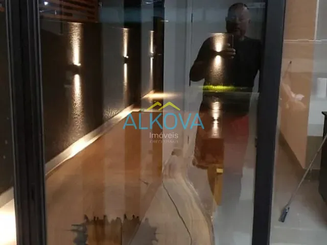 Sobrado com 183m² 3 quartos e 2 banheiros, à venda, no bairro Santa Mônica em Caçapava