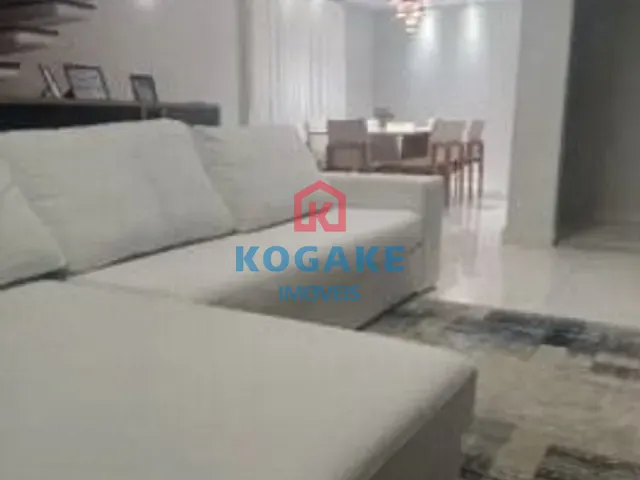 Sobrado com 250m² 4 quartos e 5 banheiros, à venda, no bairro Jardim das Indústrias em São José dos Campos