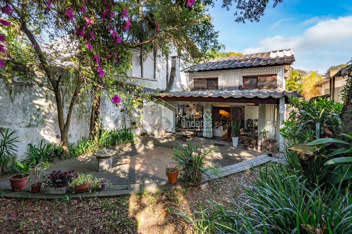 Casa, 3 quartos, 240 m² - Foto 27