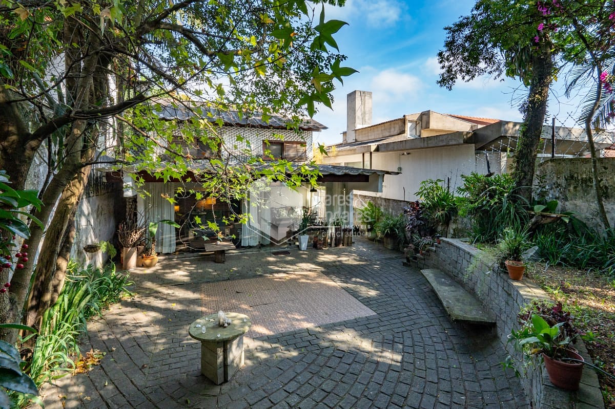 Casa, 3 quartos, 240 m² - Foto 31