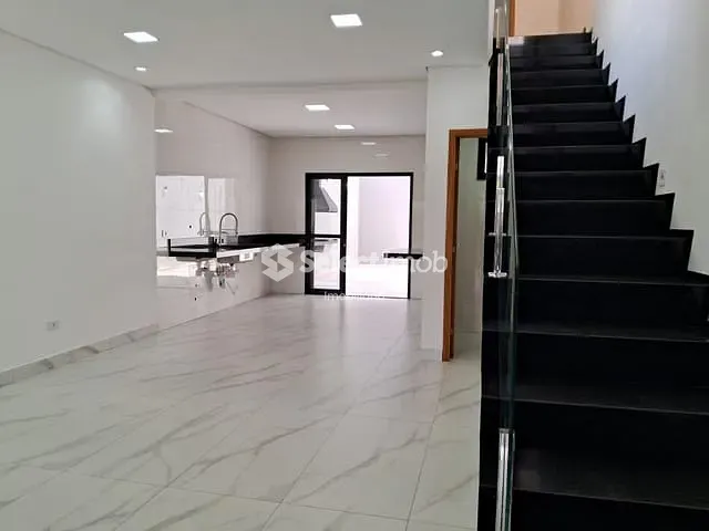 Sobrado com 160m² 3 quartos e 2 banheiros, à venda, no bairro Parque das Nações em Santo André