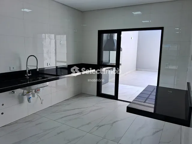 Sobrado com 160m² 3 quartos e 2 banheiros, à venda, no bairro Parque das Nações em Santo André