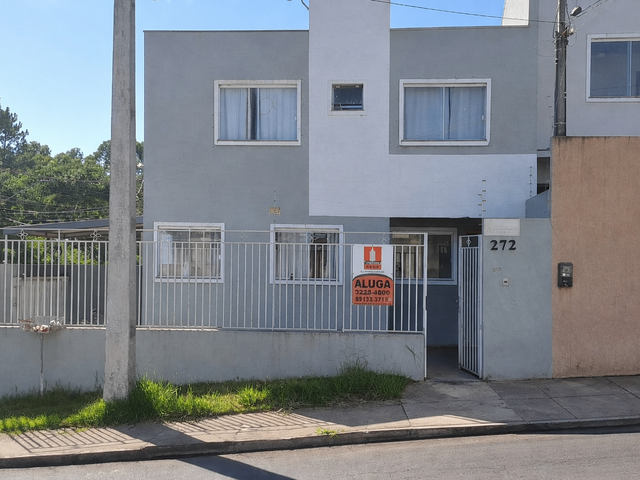 Locação - Sobrado com 3 quartos, 1 vaga de garagem, 65 m², Jardim Carvalho.