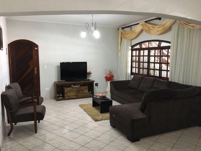 Sobrado com 420m² 3 quartos e 3 banheiros, à venda, no bairro Parque Continental em Guarulhos