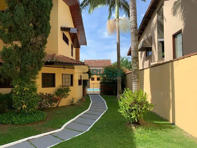 Sobrado com 689m² 6 quartos e 5 banheiros, à venda, no bairro Jardim Esplanada em São José dos Campos