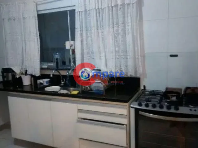 Sobrado com 210m² 4 quartos e 1 banheiro, à venda, no bairro Vila Rosália em Guarulhos