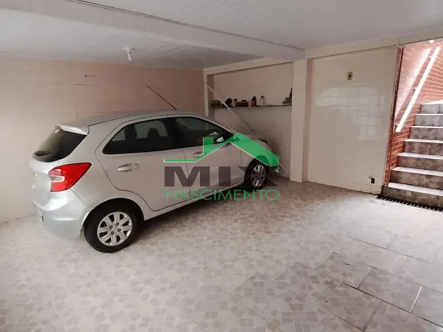 Sobrado com 150m² 3 quartos e 2 banheiros, à venda, no bairro Taboão em Diadema