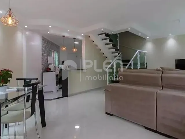 Sobrado com 165m² 3 quartos e 3 banheiros, à venda, no bairro Vila Pedra Branca em São Paulo