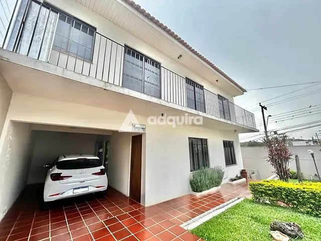 Sobrado com 462m² 5 quartos e 4 banheiros, à venda, no bairro Estrela em Ponta Grossa