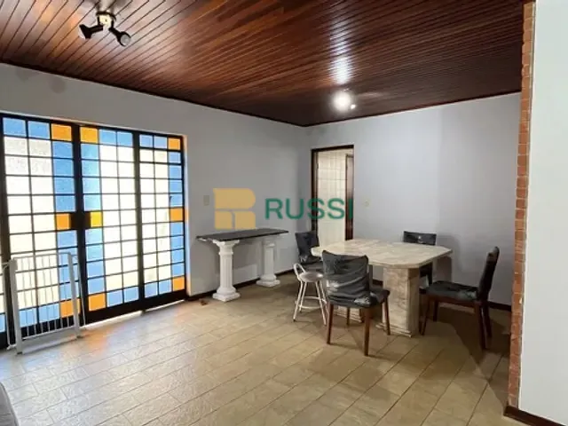 Sobrado com 398m² 4 quartos e 4 banheiros, à venda, no bairro Jardim Esplanada em São José dos Campos
