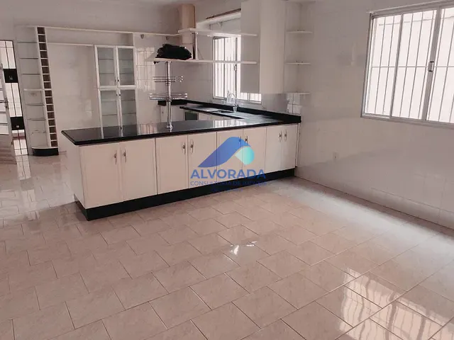 Sobrado com 144m² 3 quartos e 3 banheiros, à venda, no bairro Jardim das Indústrias em São José dos Campos