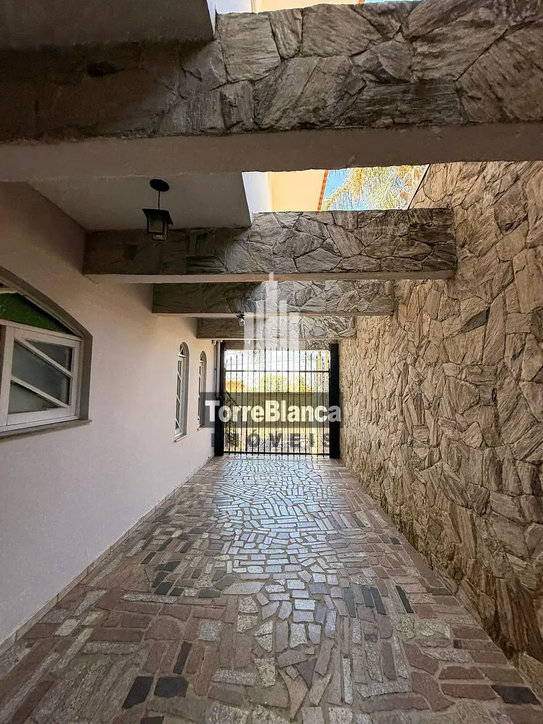 Sobrado, 6 quartos, 680 m² - Foto 4