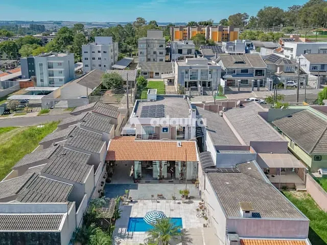 Sobrado com 432m² 3 quartos e 4 banheiros, à venda, no bairro Jardim Carvalho em Ponta Grossa
