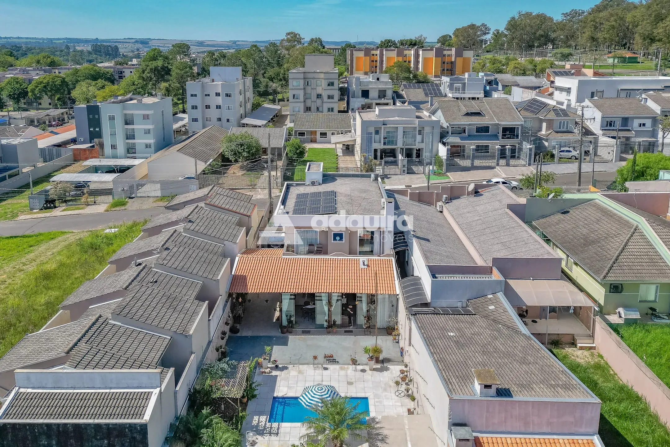 Sobrado, 3 quartos, 219 m² - Foto 3