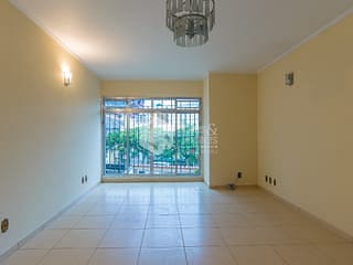 Foto do Sobrado-Sobrado para venda em Vila Madalena com 4 quartos, sendo 1 suíte, 186m²