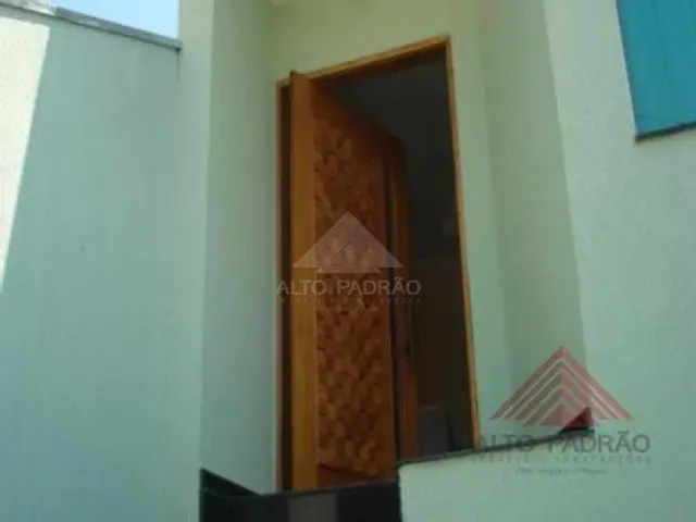 Sobrado 3 quartos e 1 banheiro, à venda, no bairro Parque das Américas em Mauá