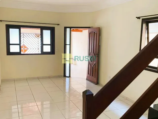 Sobrado com 125m² 3 quartos e 3 banheiros, à venda, no bairro Jardim das Indústrias em São José dos Campos