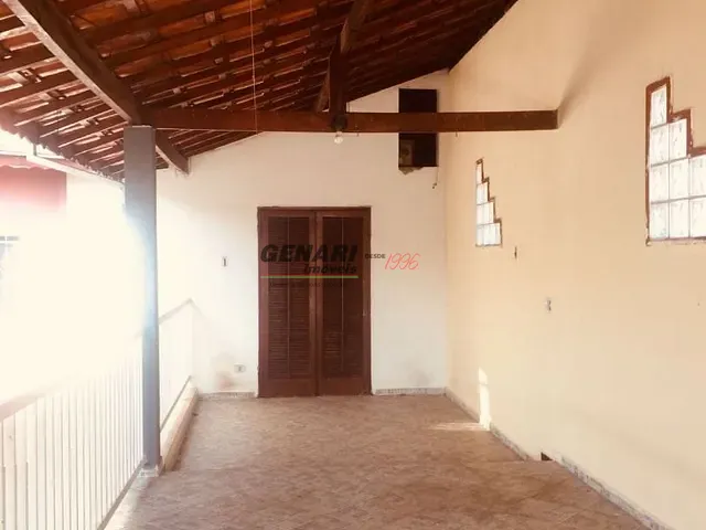 Sobrado com 320m² 4 quartos e 5 banheiros, à venda, no bairro Vila Maria Helena em Indaiatuba
