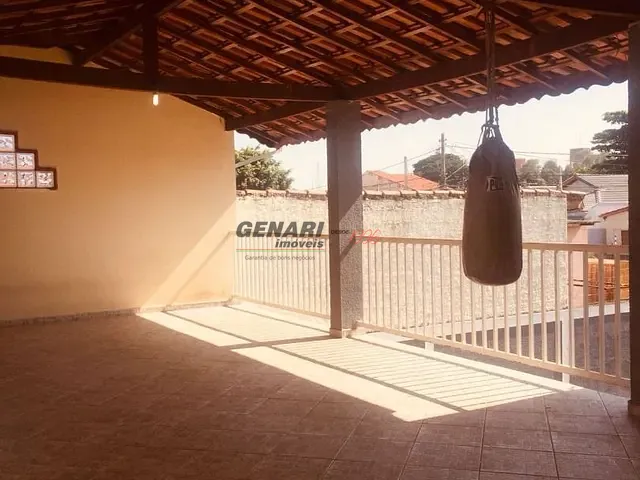 Sobrado com 320m² 4 quartos e 5 banheiros, à venda, no bairro Vila Maria Helena em Indaiatuba