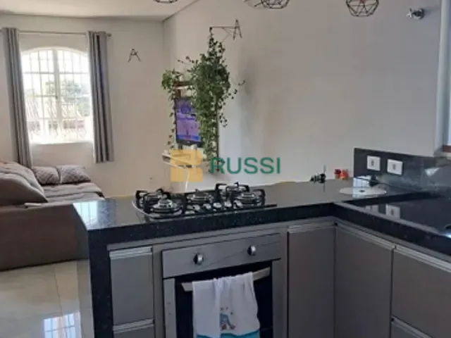 Sobrado com 250m² 3 quartos e 3 banheiros, à venda, no bairro Jardim das Indústrias em São José dos Campos