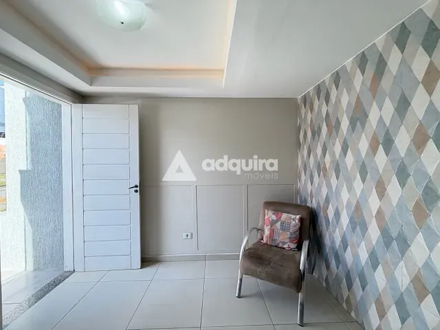 Sobrado com 110m² 3 quartos e 2 banheiros, à venda, no bairro Estrela em Ponta Grossa