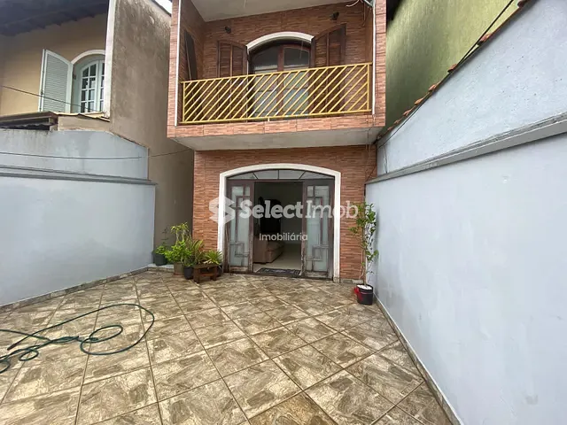 Sobrado com 197m² 3 quartos e 2 banheiros, à venda, no bairro Parque Marajoara em Santo André