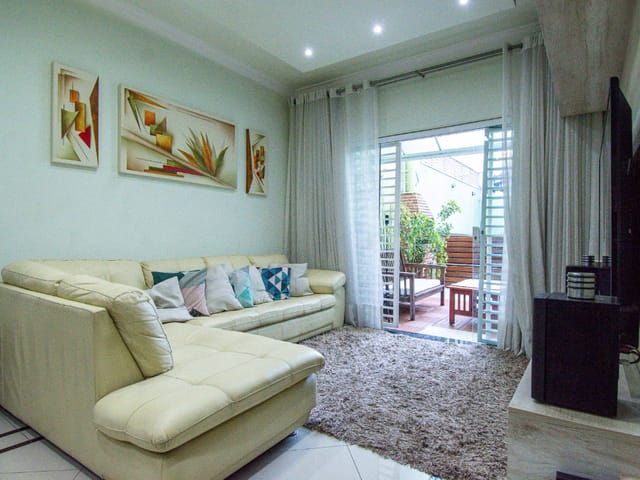 Foto do Sobrado - Sobrado para venda em Jardim da Glória com 4 quartos, sendo 4 suítes , 192m² | Lares e Andares Imóveis