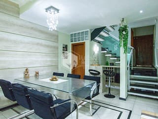 Foto do Sobrado-Sobrado para venda em Jardim da Glória com 4 quartos, sendo 4 suítes, 192m²