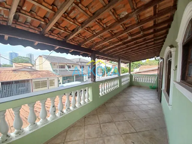 Sobrado com 250m² 3 quartos e 3 banheiros, à venda, no bairro Bosque dos Eucaliptos em São José dos Campos