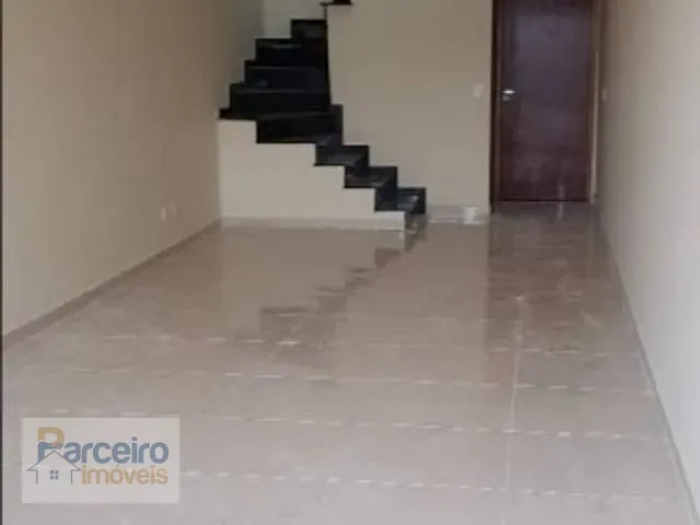 Sobrado com 90m² 3 quartos e 1 banheiro, à venda, no bairro Vila Alpina em São Paulo