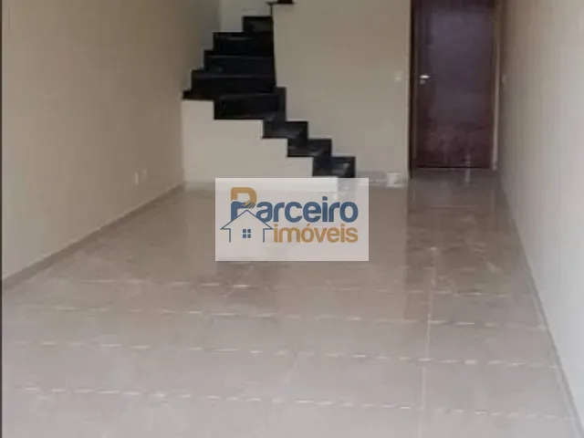 Sobrado com 90m² 3 quartos e 1 banheiro, à venda, no bairro Vila Alpina em São Paulo