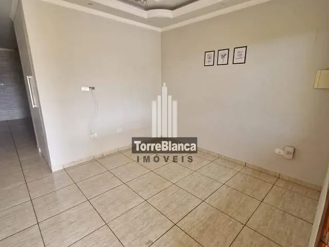 Sobrado 3 quartos e 2 banheiros, à venda ou para alugar, no bairro Oficinas em Ponta Grossa