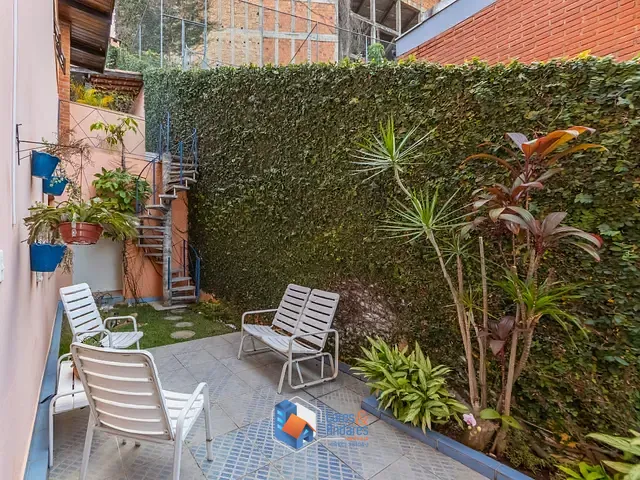 Sobrado com 670m² 4 quartos e 6 banheiros, à venda, no bairro Jardim São Bento em São Paulo