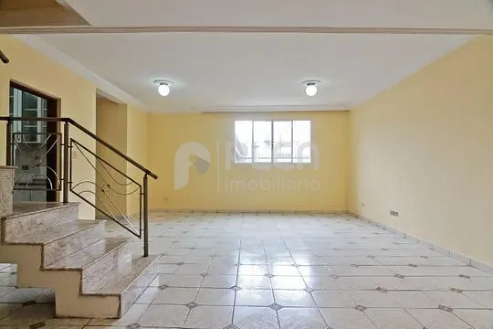 Casa de 4 quartos à venda em Vila Souza, São Paulo