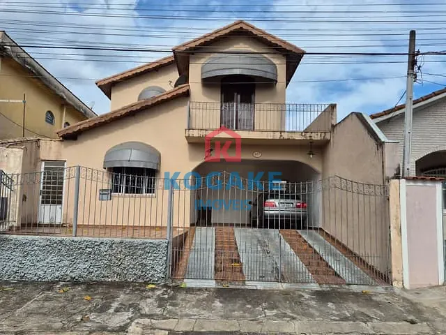 Sobrado com 250m² 3 quartos e 3 banheiros, à venda, no bairro Bosque dos Eucaliptos em São José dos Campos