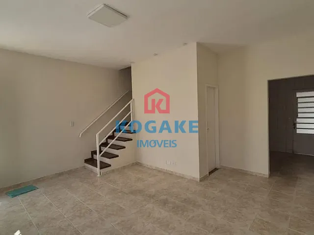 Sobrado com 94m² 3 quartos e 2 banheiros, à venda ou para alugar, no bairro Jardim Portugal em São José dos Campos