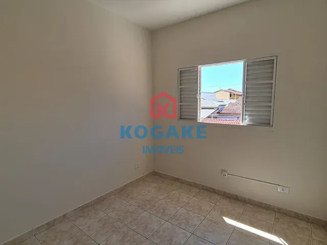 Sobrado com 94m² 3 quartos e 2 banheiros, à venda ou para alugar, no bairro Jardim Portugal em São José dos Campos