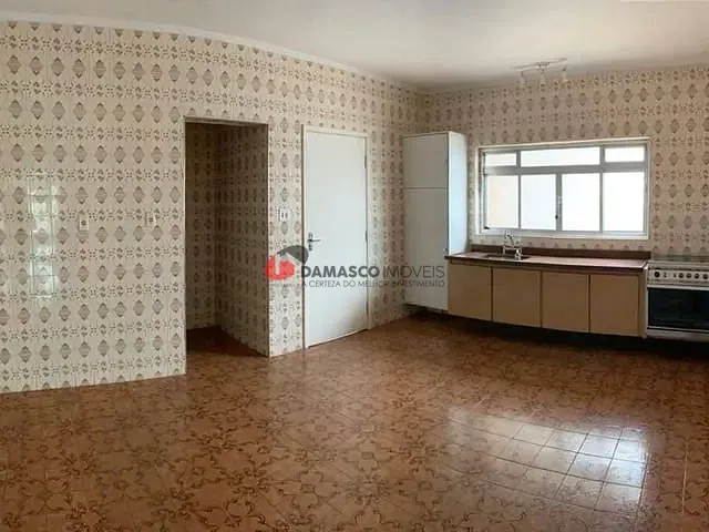 Sobrado com 256m² 3 quartos e 1 banheiro, à venda, no bairro Santa Paula em São Caetano do Sul